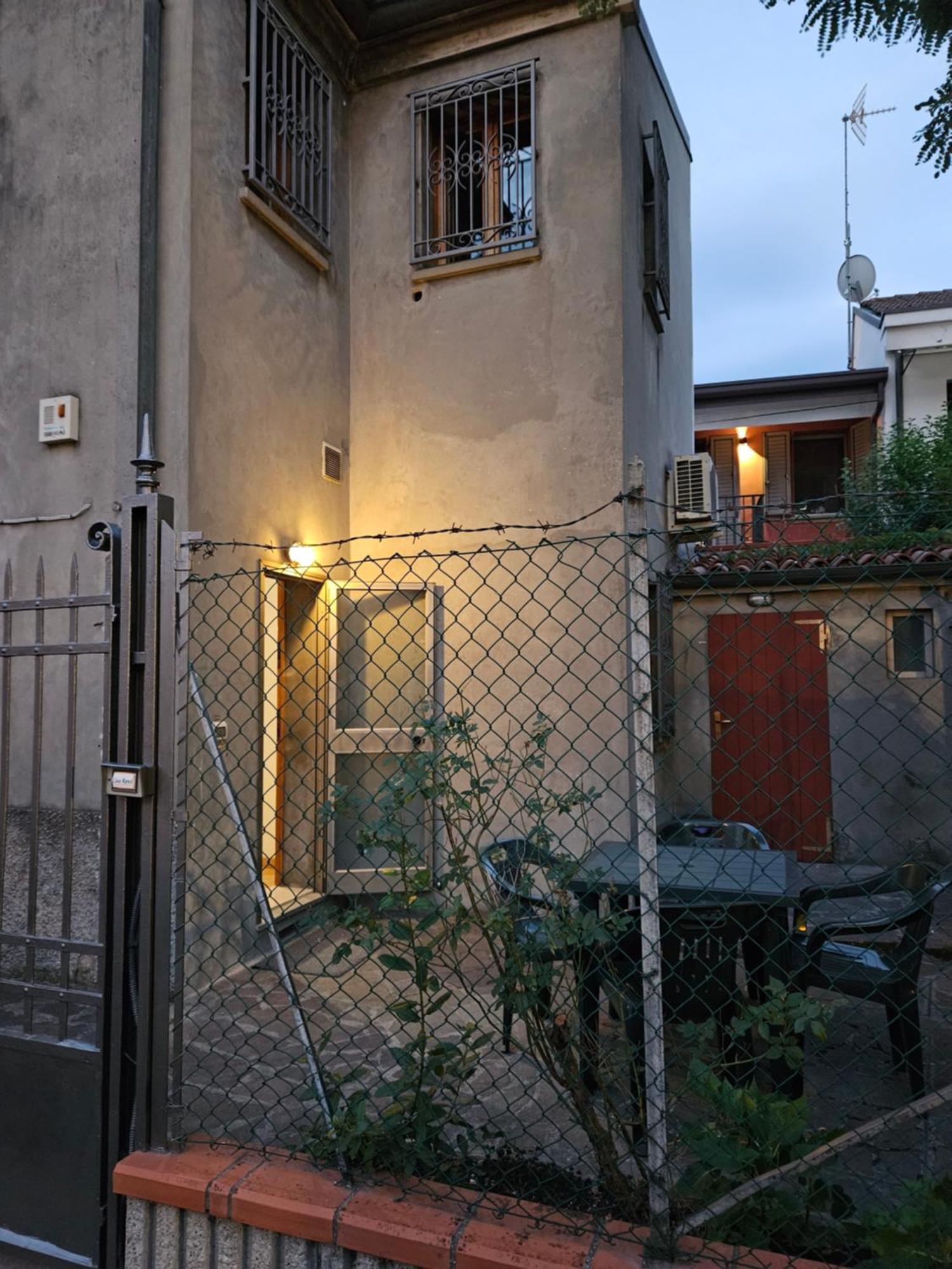 Casa Ronci - Centro Storico - Palacongressi Rimini Esterno foto